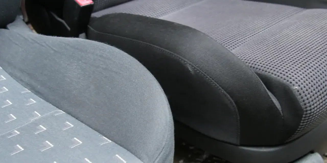 Jak wymontować fotel kierowcy skoda fabia - uniknij błędów i uszkodzeń