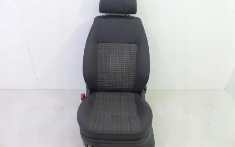 Jak zdemontować fotel kierowcy vw polo - uniknij kosztownych błędów